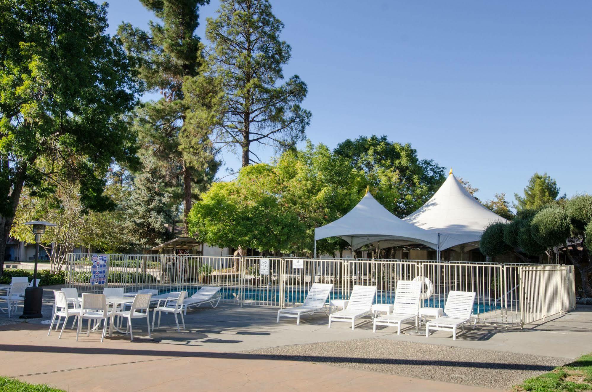 Los Gatos Lodge מראה חיצוני תמונה